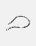 S3250008 bracelet angle